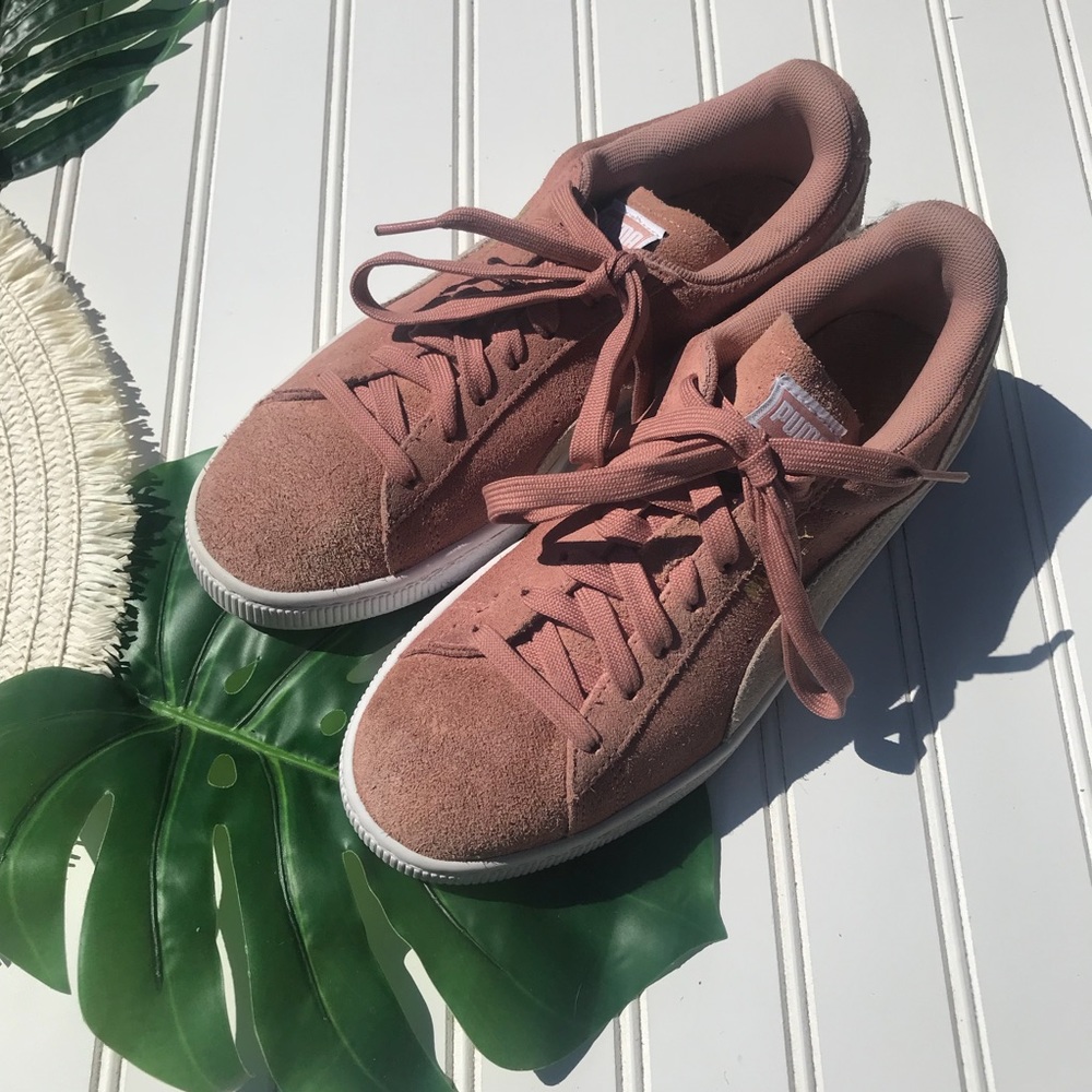 Pink Pumas Low Tops